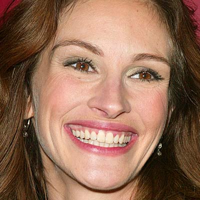 julia roberts young pictures. This picture of Julia and